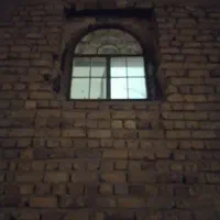 پنجره آهنی