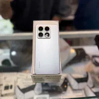دستگاه فوق العاده در حد mi14t