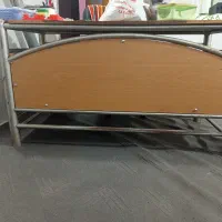 صندلی دانش آموز و میز چوبی بزرگ|صندلی و نیمکت|بهشهر, |دیوار