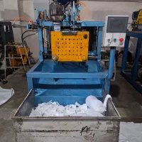 دستگاه تزریق پلاستیک بادی ۴لیتری