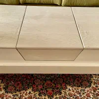 میز بین مبلمان و عسلی