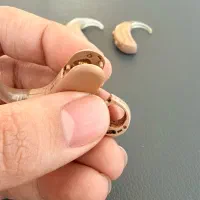 قالبگیری، انواع باتری و تعمیرات سمعک در غرب تهران