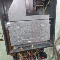 پکیج ایران رادیاتور دومبدله۲۴هزار درحدنو|آبگرمکن، پکیج، شوفاژ|تهران, شهرک طالقانی|دیوار