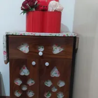 میز اتو قهوه‌ای رنگ