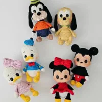 بافنده عروسک قلاببافی