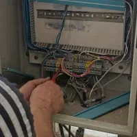 برقکار و تاسیسات خانگی