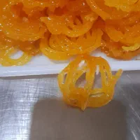 زولبیا بامیه درجه یک زعفرانی شکرریز