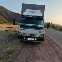 ایسوزو‌ ۸۸ ۶ تنی مسقف بغل بازشو