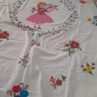 پرده گل دوزی دستی