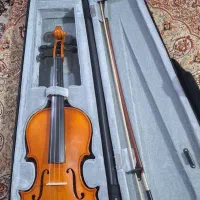 ویولن ۴/۴ مدل tf