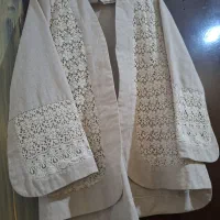 تعدادی مانتو و شلوار
