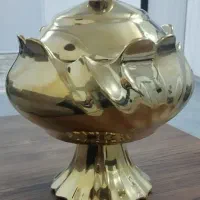 شکلات خوری طلایی