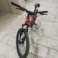 دوچرخه مکس سایز 26. به همراه یک عدد کمربند دوچرخه
