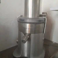 کنوود صنعتی ۱۵۰۰دهنه۸۵ آبمیوه گیری و بلندر انگلیسی