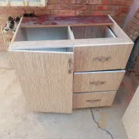 تعدادی کابینت ام‌دی اف و فلز میز تیوی سینک و...|مبلمان خانگی و میز عسلی|مسجد سلیمان, |دیوار