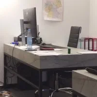 کارشناس فروش آشنا به اتو کد