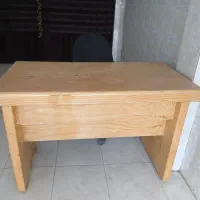 میز و صندلی و ۲ دستگاه ویترین و پایه بنر تبلیغاتی|فروشگاه و مغازه|کرمانشاه, |دیوار