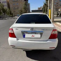 تویوتا کرولا