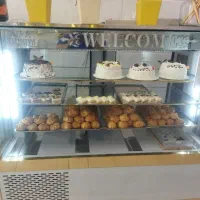 یخچال قنادی