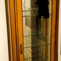 گنجه و ویترین چوبی