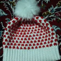 کلاه دست بافت