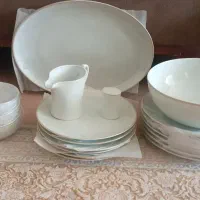 سرویس 24 نفره چینی قیمت 12 میلیون|ظروف سرو و پذیرایی|نقده, |دیوار