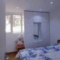 مبله همکف نزدیک پیوند اعضا