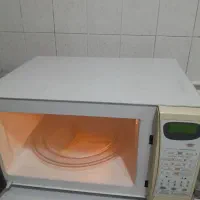 ماکروفر شارپ  در حد نو کلا دوبار استفاده شده