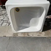 وان زیر دوشی