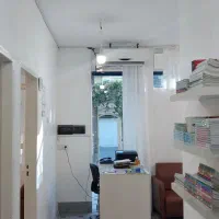 جذب مدرس زبان انگلیسی و پذیرشگر