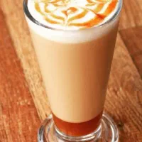 ۲ نفر همکار باریستا