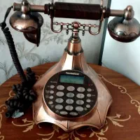 تلفن رومیزی کلاسیک