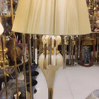 آباژور ایستاده کنار سالنی خمره ای با آبکاری فورتیک|چراغ خواب و آباژور|تبریز, |دیوار