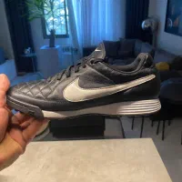 کتانی نایک سالنی فوتسال