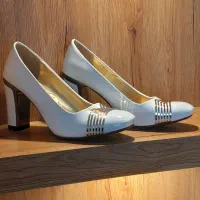 کفش در حد نو ۵۰۰ هزار تومان