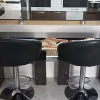 فروش فوری صندلی های اپن چرمی پایه فلزی جک دار