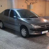 پژو ۲۰۶ SD V8 صندوقدار  ۱۳۹۳ بی رنگ