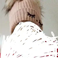 کیف و کلاه دخترانه گمشده