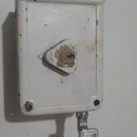 قفل درب حیاط