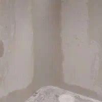 شاگرد گچ کار