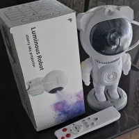 چراغ خواب یا آباژور کهکشانی مدل فضانورد اسپیکر دار