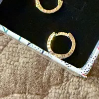 گردنبند فیگار‌ بلند  ۱۰ گرم ۱۵۰ بالای تابلو|جواهرات|تهران, صادقیه|دیوار