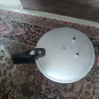 زودپز در حد نو به فروش میرسد