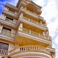 آپارتمان۱۸۰ متر/ قصر باهنر/ طبقه ۳ / فول/ ۳ سال