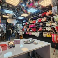 فروشگاه لباس زیر الیزا در دو شعبه بازار تهران