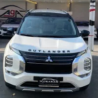 میتسوبیشی اوتلندر