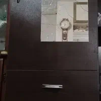 کمد لباس به همراه شلف دکور کنارش