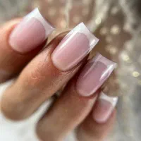 کاشت ناخن فقط هزینه مواد|خدمات آرایشگری و زیبایی|لاهیجان, امیرشهید|دیوار