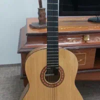 گیتار درحد نو