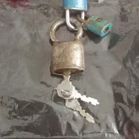 قفل قدیمی